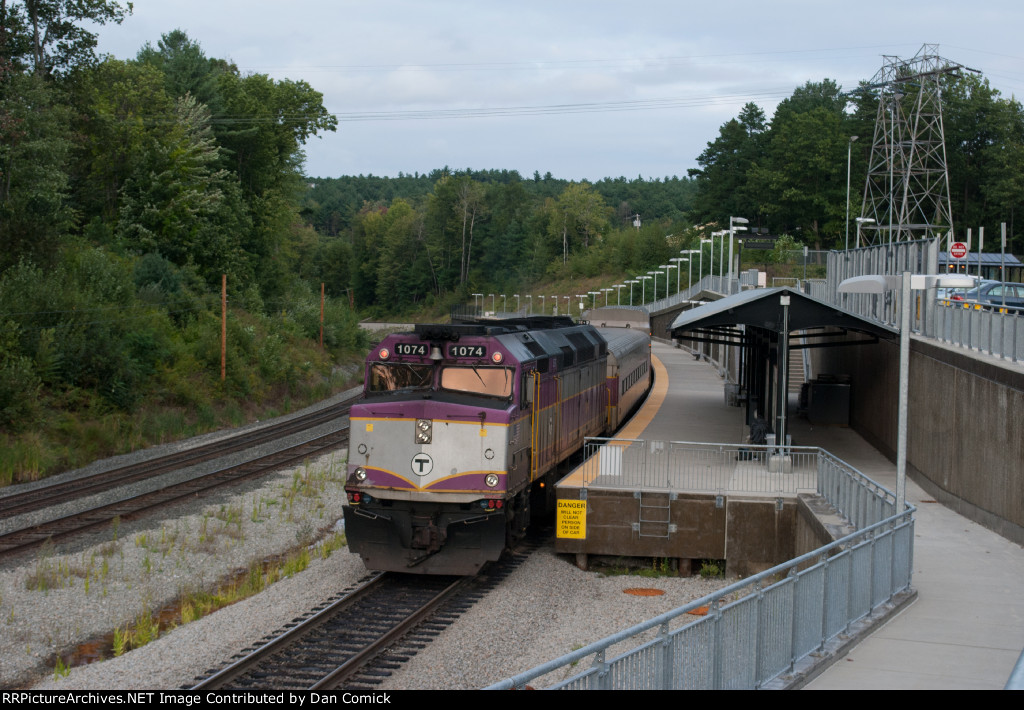 MBTA 1074 at Wachusett